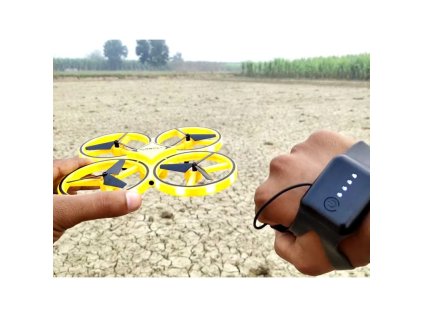 dron ovladany gestami[1]