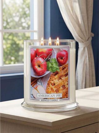 🥧 Pro všechny, kdo se nemohou dočkat: Kringle Candle American Pie už máme na e-shopu! Zatím ale dorazilo jen pár kousků....
