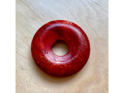 Prívesok “donut” Koral červený
