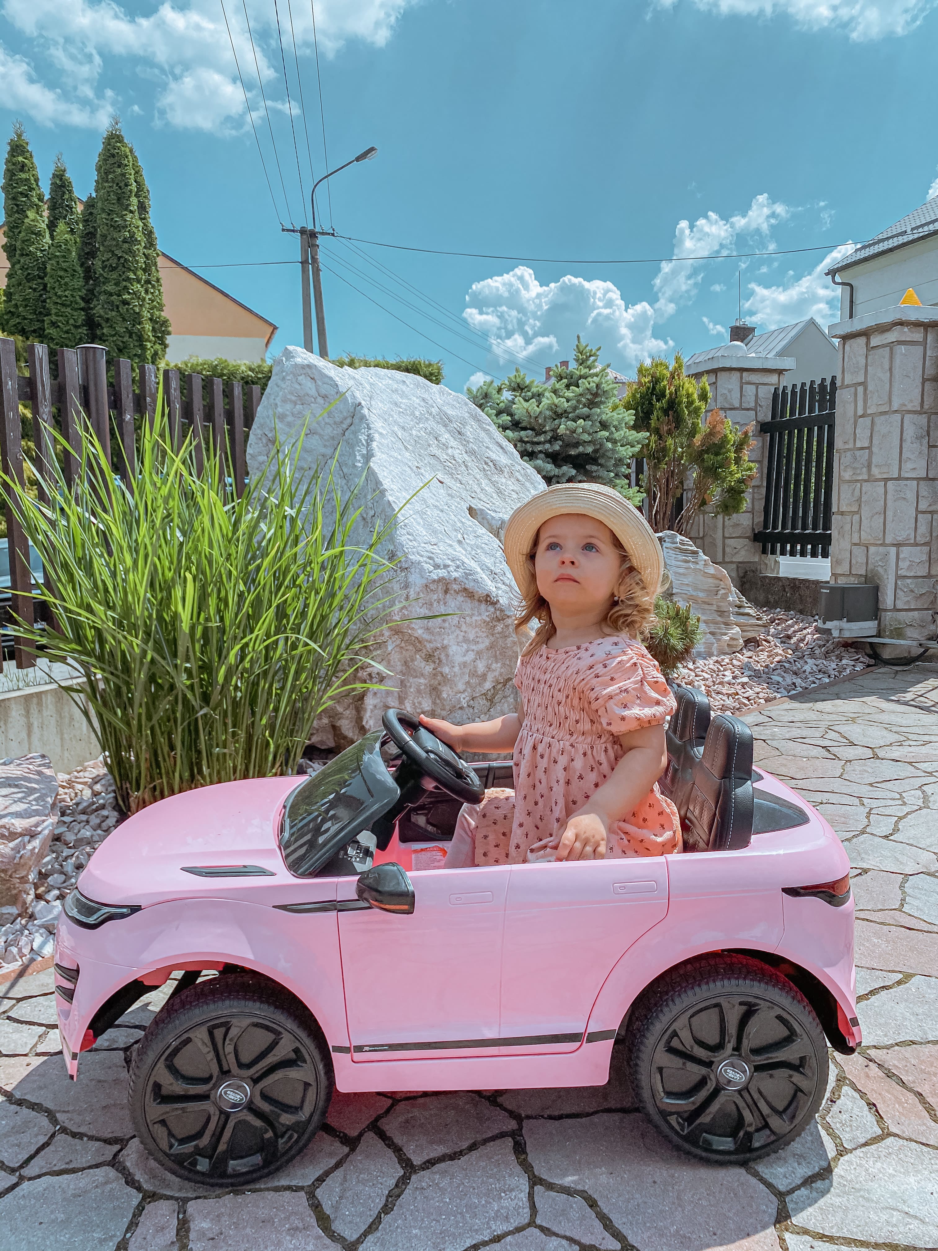 Elektromos kisautó Range Rover Evoque rózsaszín