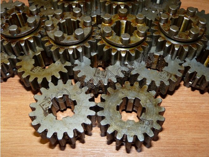 ORIGINAL gearwheel 19t - from old JAWA stock