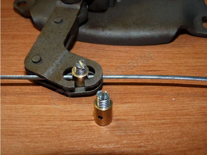 End piece for bowden cable with screw