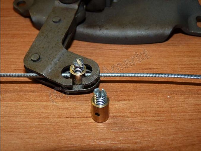 End piece for clutch cable with screw