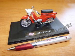 Model 1:18 Jawa 50 - Typ 21 červená