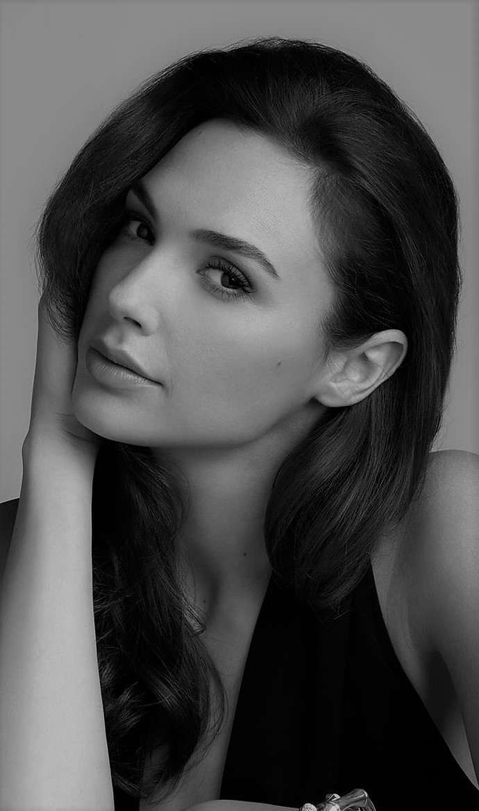 Gal-Gadot-1