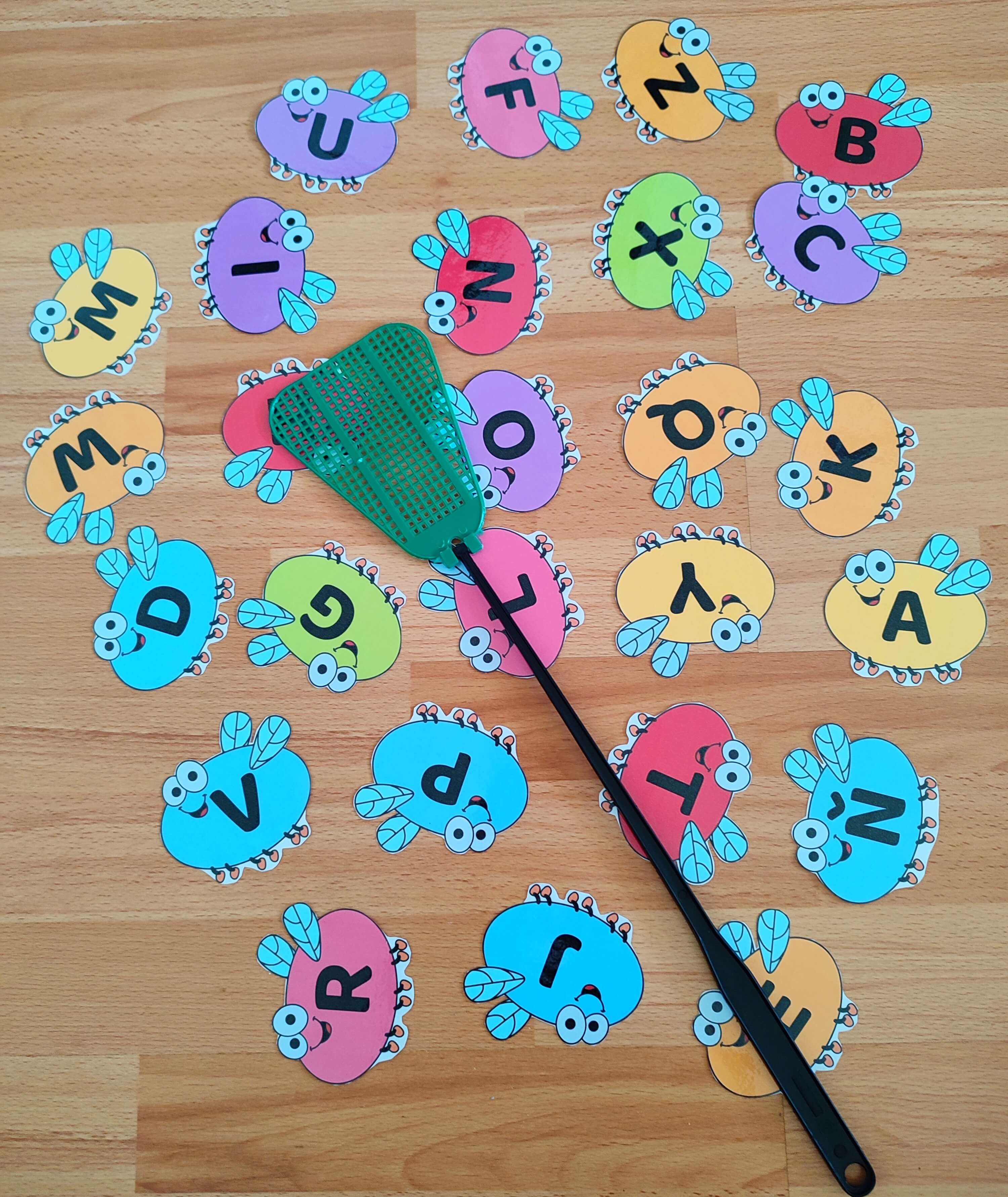 anglicka-abeceda-placni-mouchu