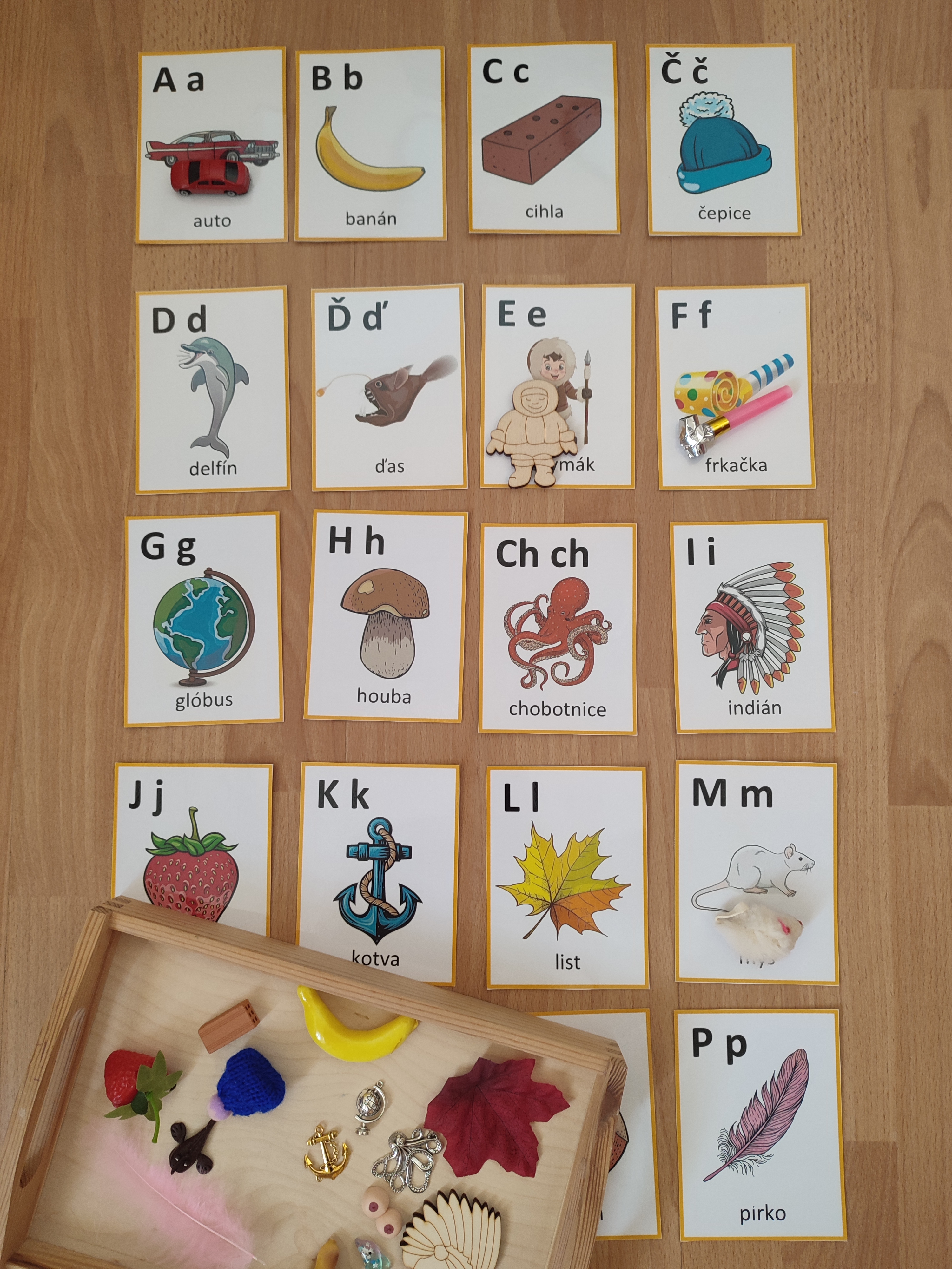 pismenkova-komoda-prirazovani-na-flashcards
