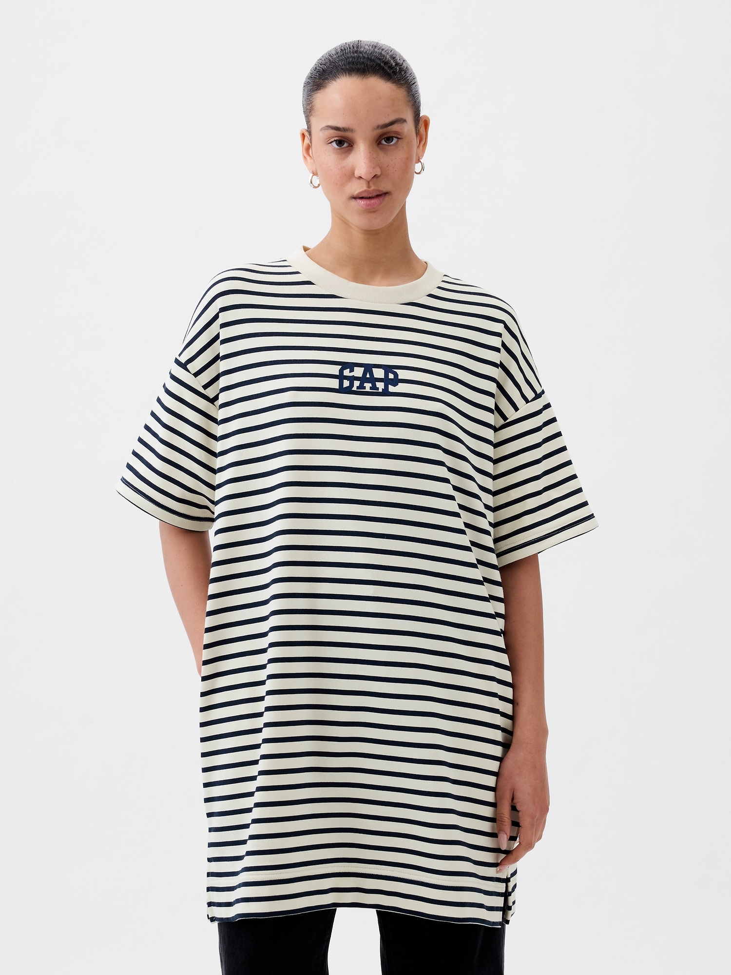 GAP Dámské Šaty s logem oversize 870986-00 Velikost: XS