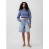 Džínové kraťasy GAP Mid Rise Longline 889871-00
