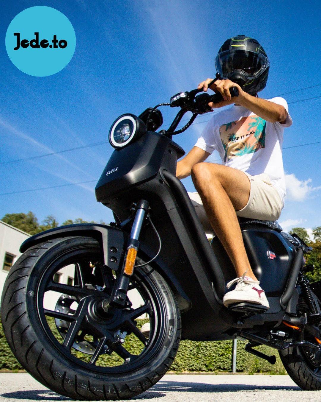 Jaro je tady: ideální čas vytáhnout elektrokoloběžku nebo motorku