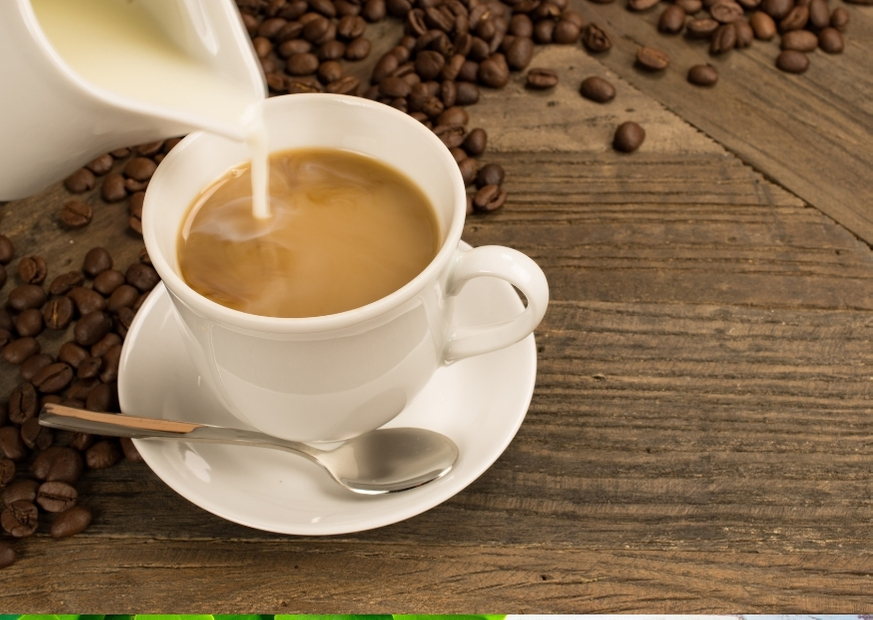 Káva s mliekom. Naozaj táto kombinácia škodí?