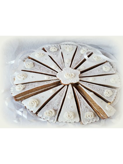 dílkový dort s detajlem dílku