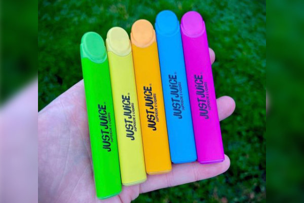 Recenze novinky jednorázové cigarety Just Juice