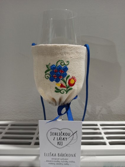 Váček na víno - hrozínek se šípkem