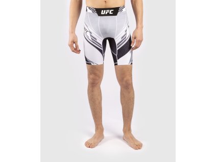 Kompresní šortky UFC Venum Pro Line bílá (Velikost L)