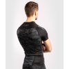 Rashguard Venum Defender krátký rukáv tmavý maskáč (Velikost L)