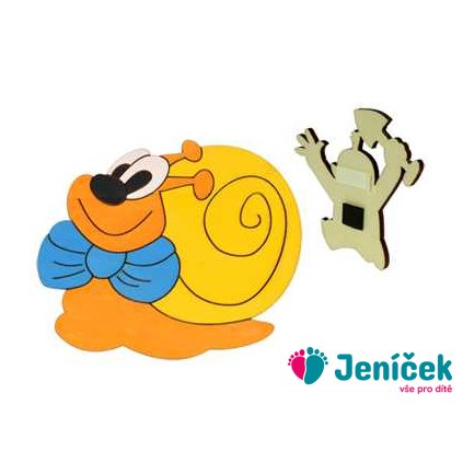 DoDo Dřevěná dekorační magnetka šnek