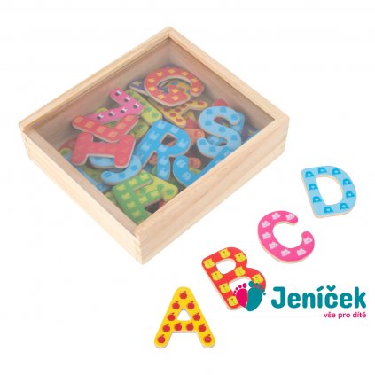small foot Dřevěná barevná magnetická písmenka 37 ks