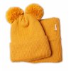 Zimní pletená čepice + nákrčník - hořčicová s bambulkami
