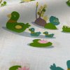 001050 plátno jezírko kachničky žabky detail kaničky