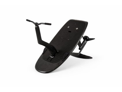 eFoil s karbonovou řídicí rukojetí