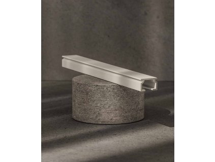 stilling 520 white 1265x1536