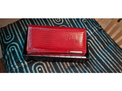 received 3033118940321398