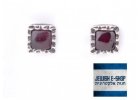 Earrings with garnets