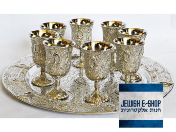 8 malých kidušových pohárků s podnosem - Made in Israel