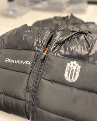 Nové sportovní kabáty Givova jsou zabalené a právě putují ke svým majitelům. 🔥 Děkujeme za Váš veliký zájem – vypadá to,...