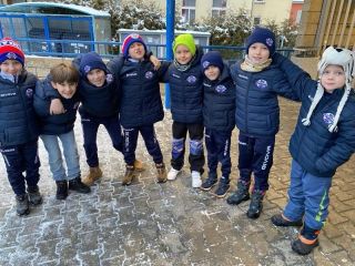 Kluci z @hcfrydlant_ dělají parádu s klubovým oblečením a zároveň dávají najevo, do jakého klubu patří! Sjednoťte i vy,...