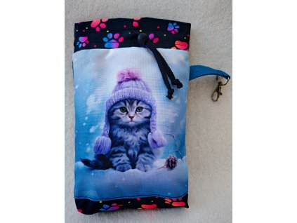 Pamlskovník kočička ve fialové čepici