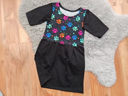 Šatičky černé - barevné tlapky 2 - krátký rukáv