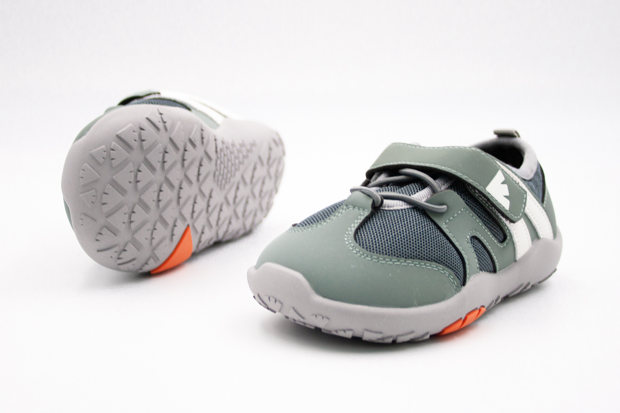 LITTLE BLUE LAMB PINEAPPLE TENISKY - ENABLE BLUE Veľkosť: 35, Vnútorná dĺžka  topánky v cm: 22.4, Vnútorná šírka topánky v cm: 8.4