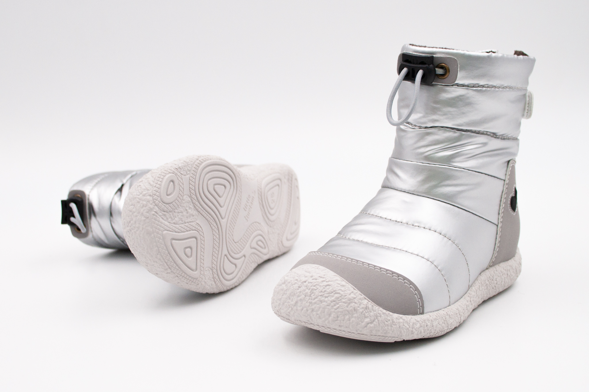 Little Blue Lamb  LITTLE BLUE LAMB RANTAAN ZIMNÉ - STRINGS BOOTS SILVER Veľkosť: 35, 11: 22.2, Vnútorná šírka topánky v cm: 8.1