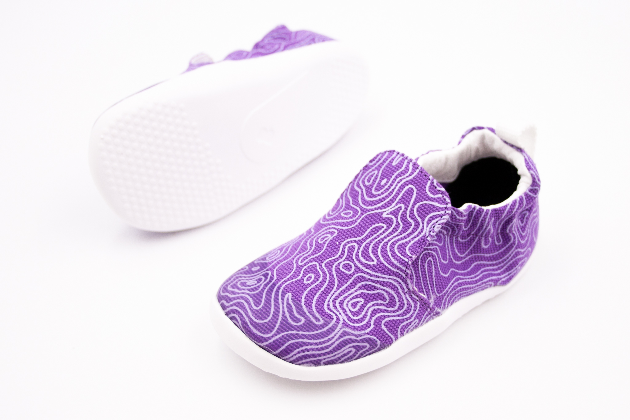 DETSKÉ BAREFOOT PLÁTENKY BOBUX XPLORER SCAMP - ORGANIC WILD BERRY TOPOGRAPHIC Veľkosť: 18, Vnútorná dĺžka  topánky v cm: 11.7, Vnútorná šírka topánky…