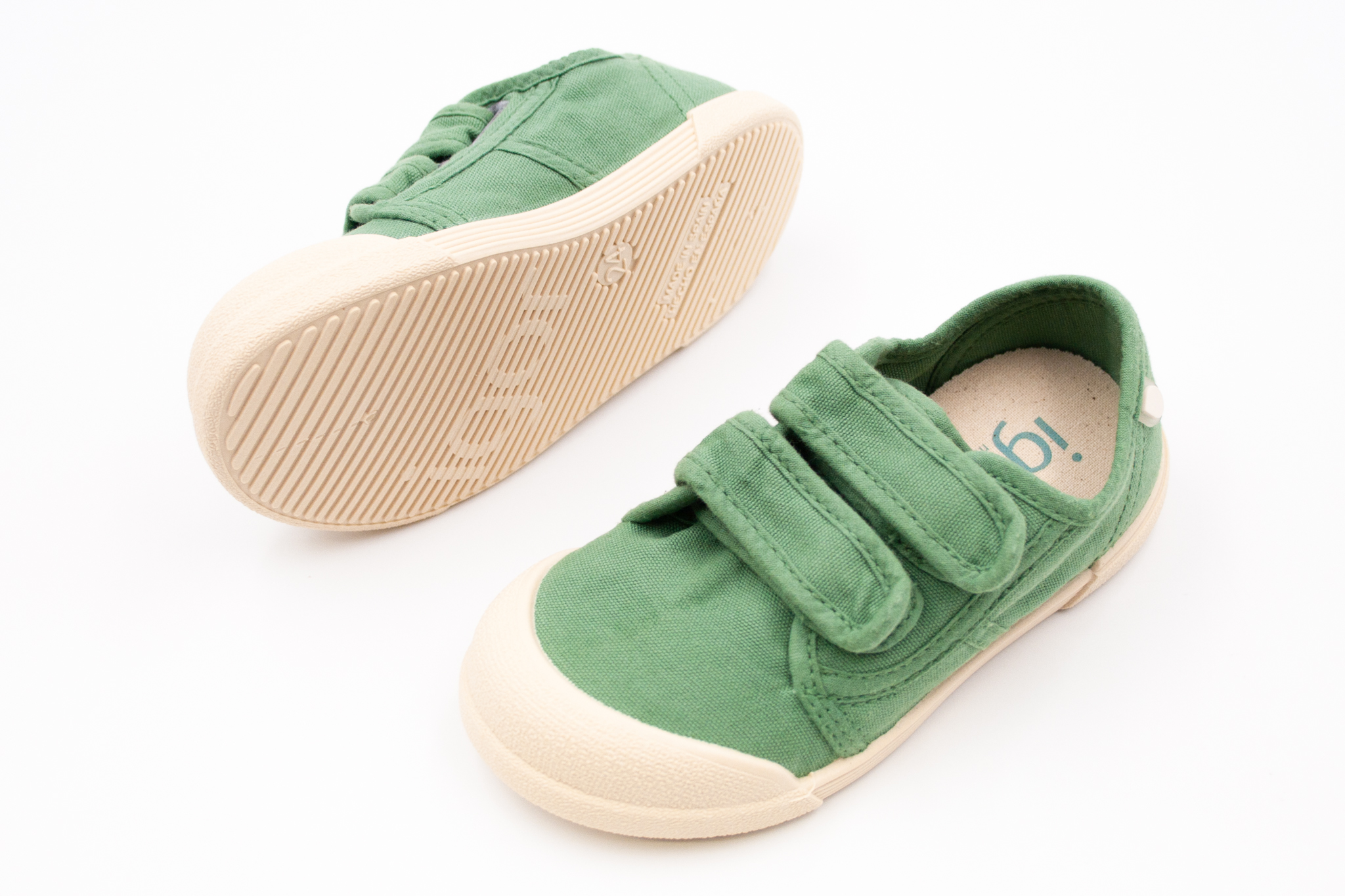 DETSKÉ BAREFOOT PLÁTENKY IGOR SHOES LONA - PINO Veľkosť: 28, Vnútorná dĺžka  topánky v cm: 17.7, Vnútorná šírka topánky v cm: 7.2