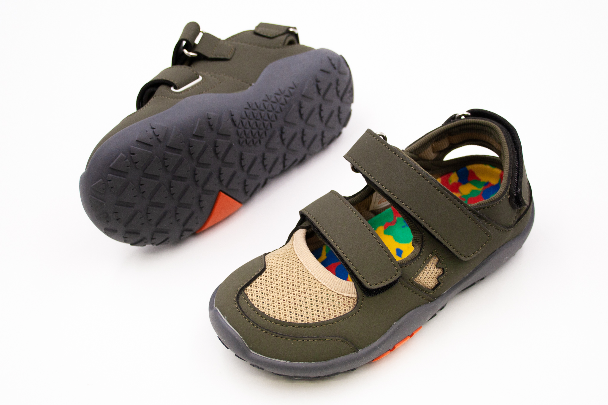 DETSKÉ ŠPORTOVÉ SANDÁLE LITTLE BLUE LAMB PINEAPPLE - WADE OLIVE Veľkosť: 26, Vnútorná dĺžka  topánky v cm: 16.4, Vnútorná šírka topánky v cm: 6.6