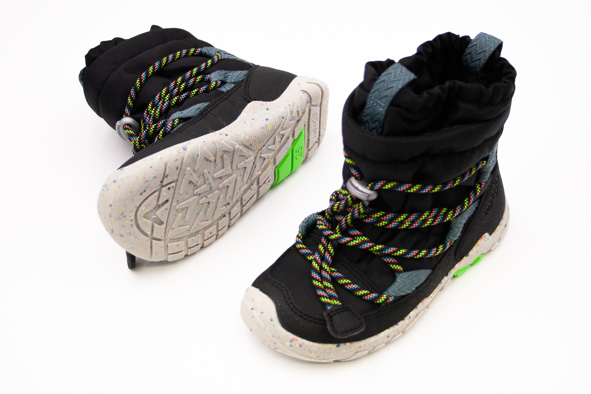 Superfit  DETSKÉ ŠPORTOVÉ ČIŽMY S GORE-TEX SUPERFIT TRACE - BLACK BLUE Veľkosť: 25, 11: 16, Vnútorná šírka topánky v cm: 6.2