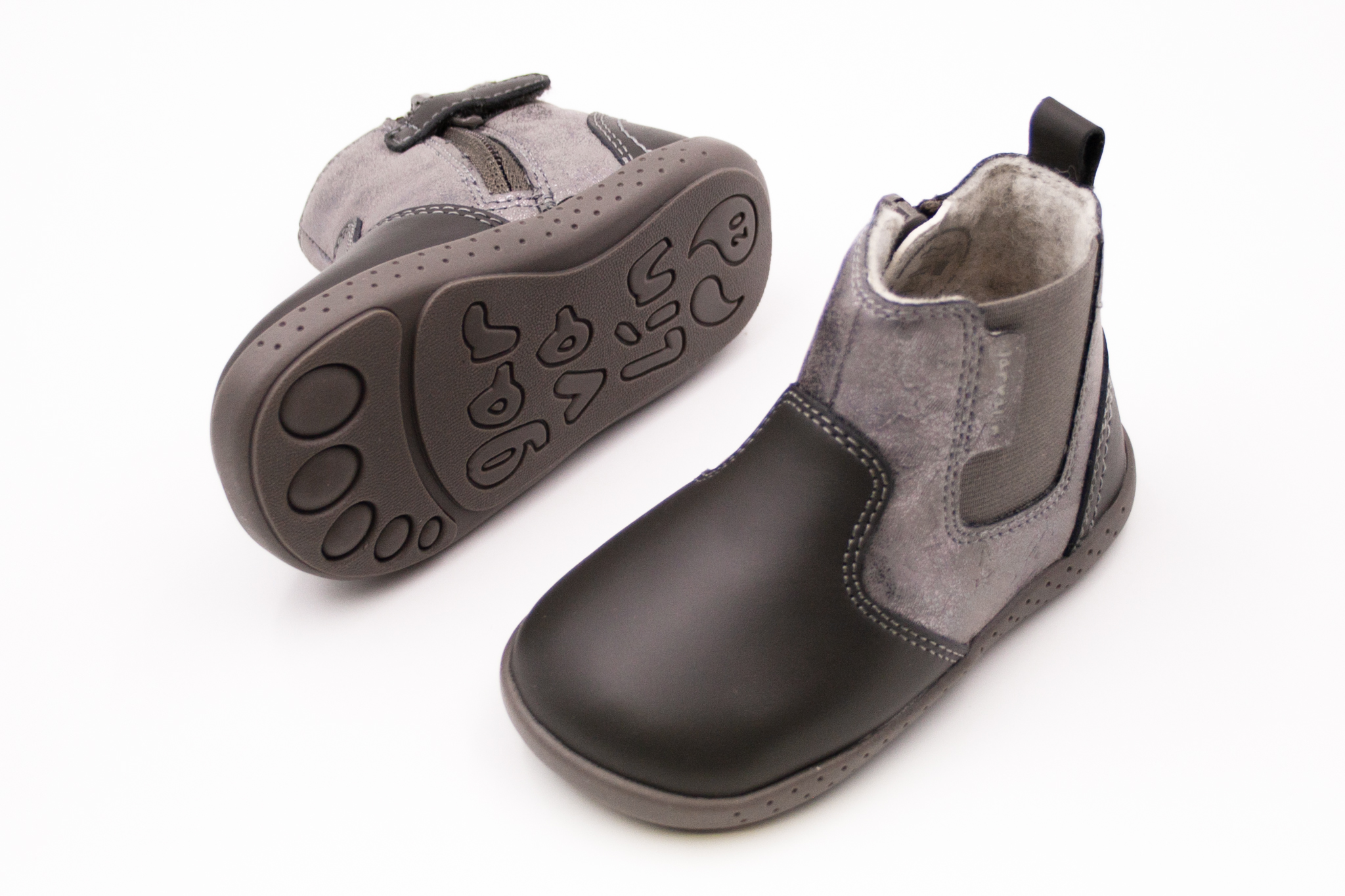 Garvalín  DETSKÉ BAREFOOT ZATEPLENÉ TOPÁNKY GARVALÍN ESTRELLAS - ANTRACITA Veľkosť: 20, 11: 12.4, Vnútorná šírka topánky v cm: 5.8