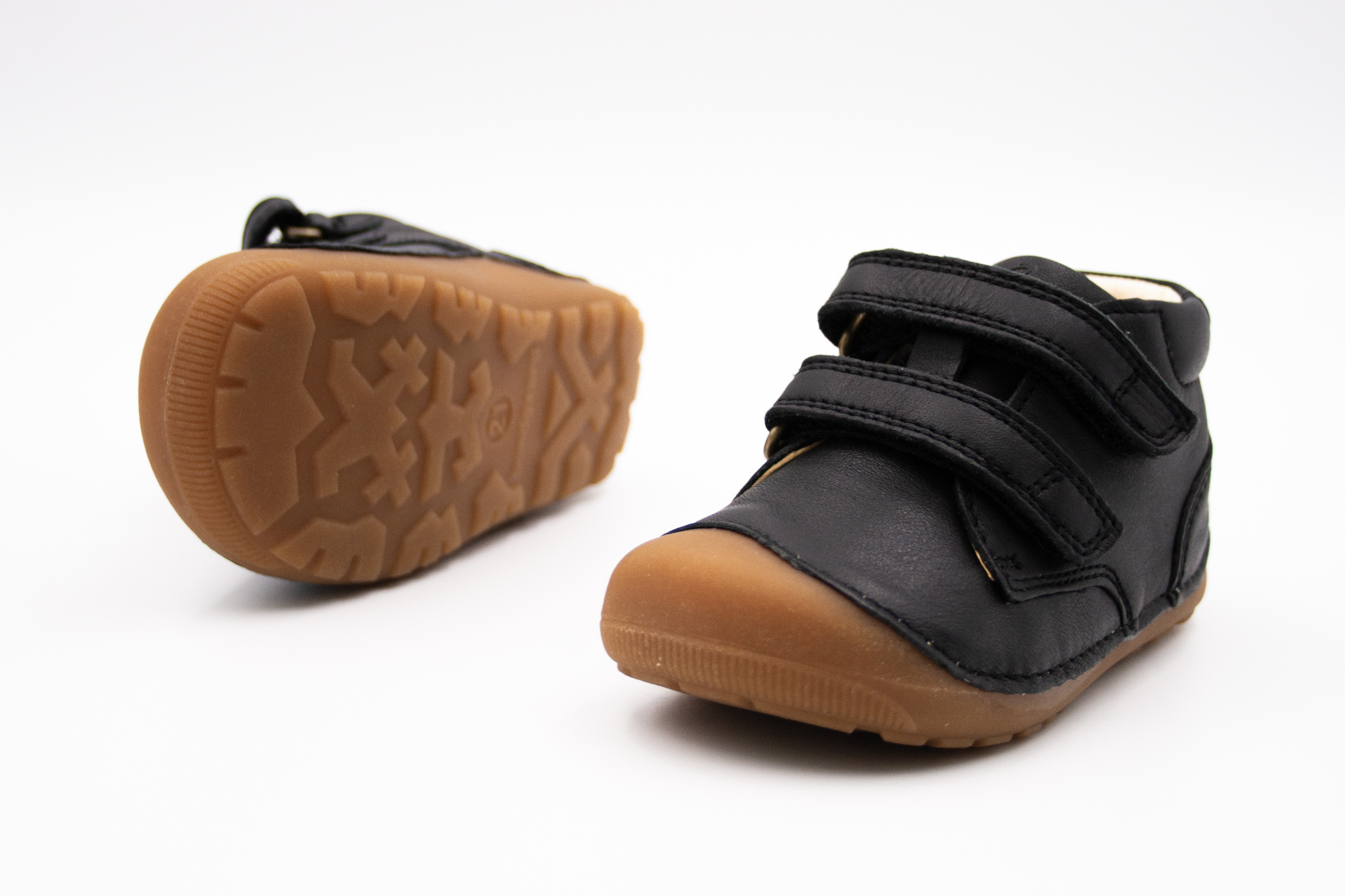 DETSKÉ BAREFOOT TOPÁNKY BUNDGAARD PETIT VELCRO STRAP - BLACK/GUM Veľkosť: 19, Vnútorná dĺžka  topánky v cm: 12, Vnútorná šírka topánky v cm: 5.5