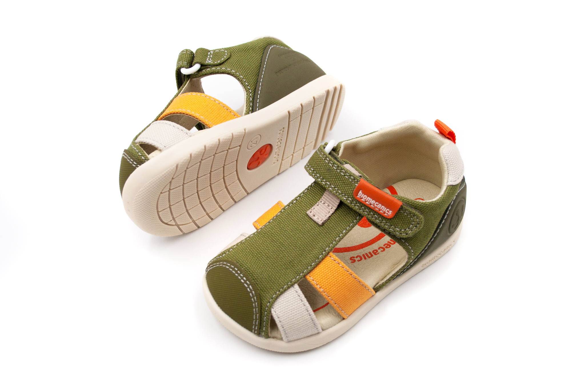 Biomecanics  DETSKÉ BAREFOOT SANDÁLKY BIOMECANICS RESPECTFUL PIQUE - KAKY Veľkosť: 20, Vnútorná dĺžka  topánky v cm: 12.4, Vnútorná šírka topánky v…
