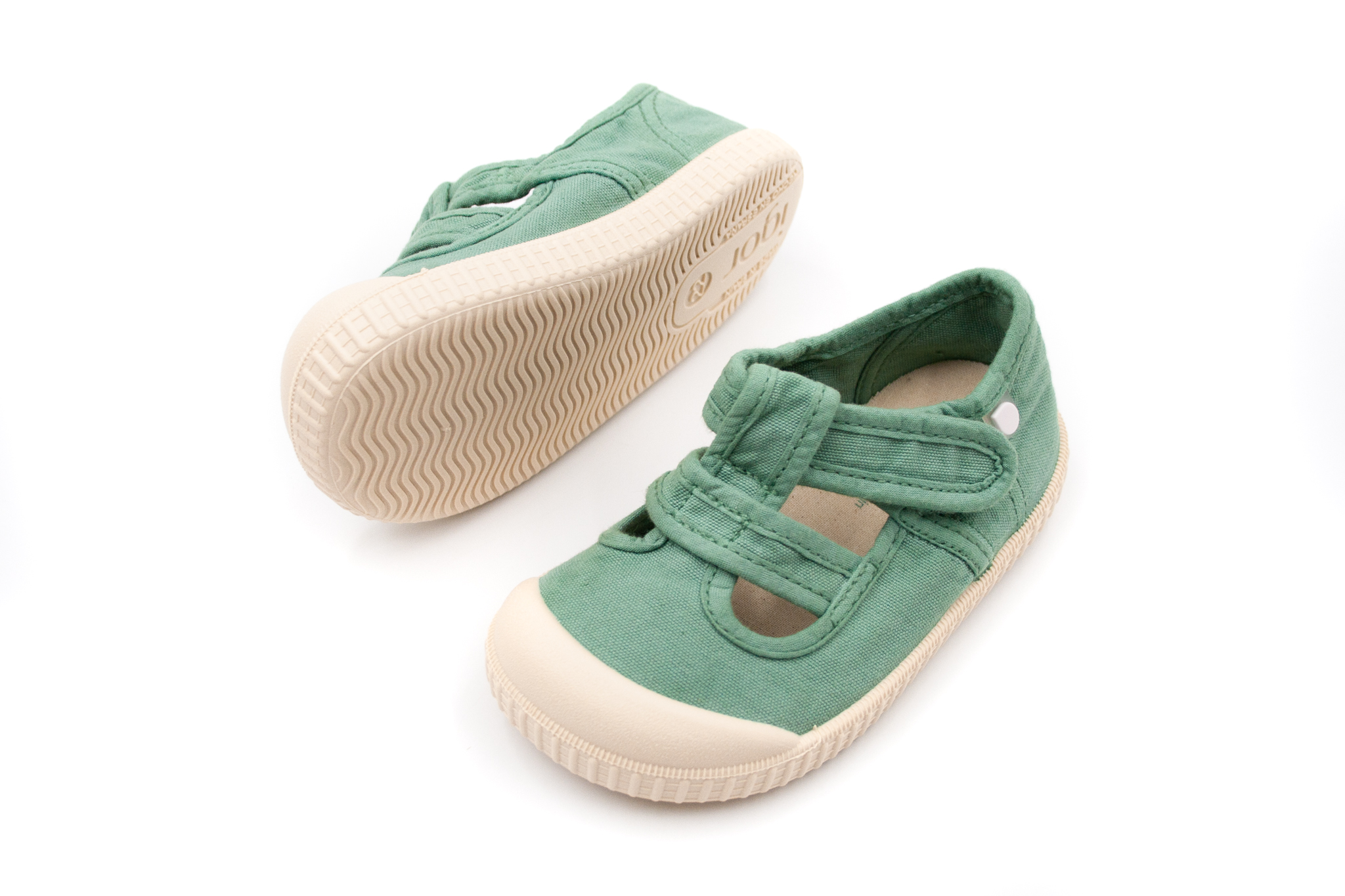 Igor Shoes  DETSKÉ BAREFOOT SANDÁLKY IGOR SHOES BERRI - MATCHA Veľkosť: 22, Vnútorná dĺžka  topánky v cm: 13.8, Vnútorná šírka topánky v cm: 6.3