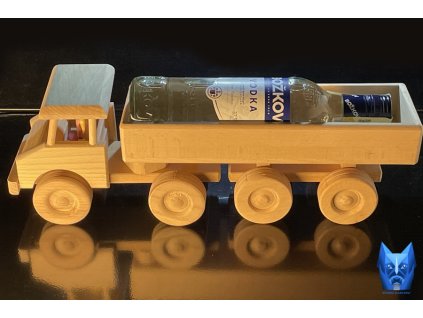 KAMION VODKA 600x900 01 c
