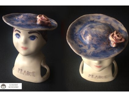 SUVENÝR PRAGUE - ORIGINÁLNÍ KERAMICKÝ STOJÁNEK NA UBROUSKY - ELEGANTNÍ DÁMA