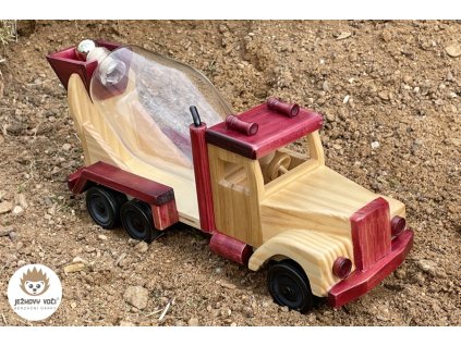 MICHACKA 600x900 01 c