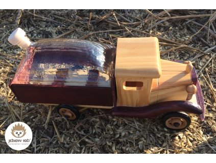 AUTO KUPA 01 600x900 copyright