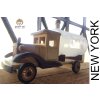 SUVENÝR - DŘEVĚNÉ AUTO S CISTERNOU - NEW YORK