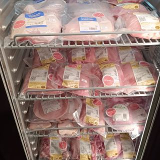 🥩🐔 Zítra velká akce na kuřecí a krůtí maso! Upřímně… trošku jsme to tentokrát s objednávkou přestřelili 😄 Jarní prázdniny...