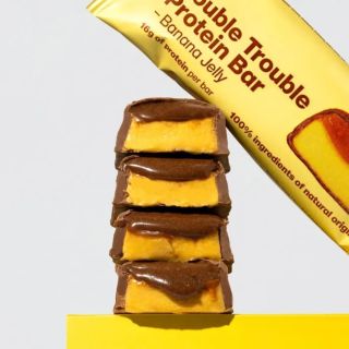 🍌🍫 NOVINKA V JEZTO MARKETU! Vilgain Double Trouble – Banana Jelly 💛 Čokoláda, pořádná banánová náplň a 16 g proteinu v...